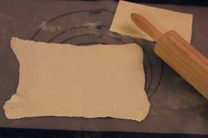 Kjevle ut butterdeig